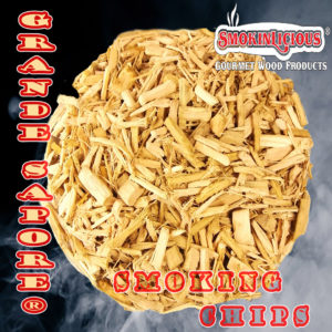 Smokinlicious® Grande Sapore wood chips are crushed to preserve the great moisture level to be released during the cooking process.